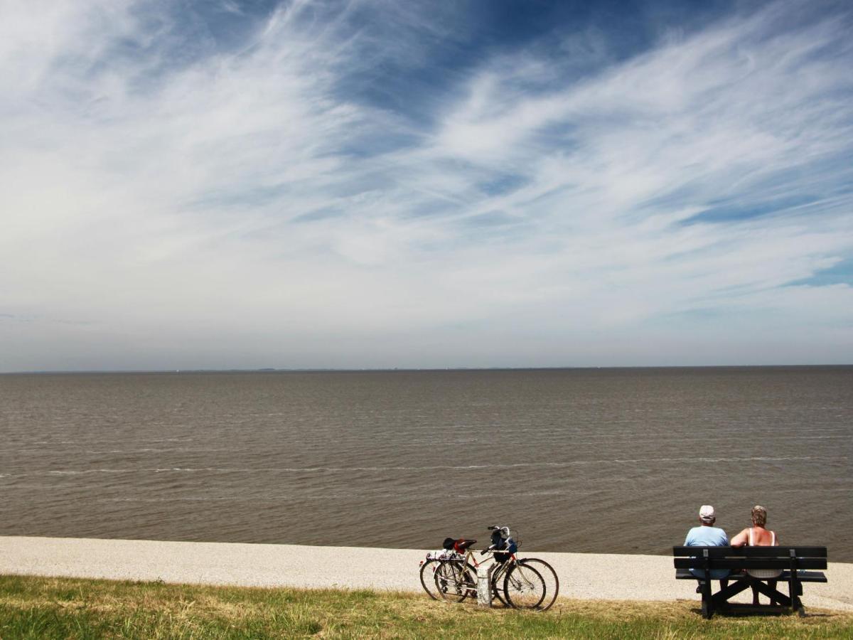 Comfy Villa In Wieringer Style Near The Wadden Sea Hippolytushoef Exterior foto